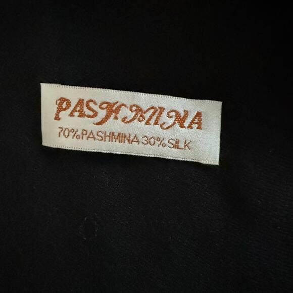 Pashmina Silk Fringe Black Scarf, One Size, Soft Comfort Winter Warm Wrap - Picture 2 of 4